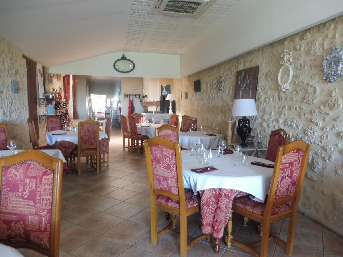 L'Un Des Sens Hotel Villefranche-de-Lonchat Eksteriør billede